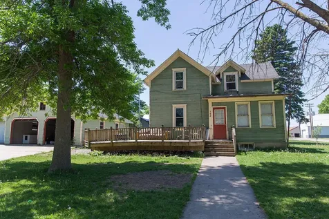 142 NE 3rd Street Buffalo Lake MN 55314