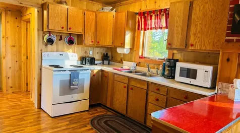 33252 Librarian Lane Laporte MN 56461