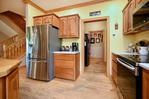 24242 Pfeiffer Hill Road Winona MN 55987