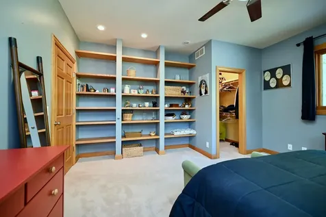 24242 Pfeiffer Hill Road Winona MN 55987