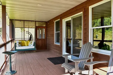 24242 Pfeiffer Hill Road Winona MN 55987