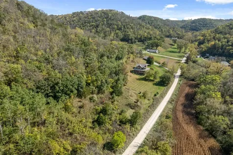 24242 Pfeiffer Hill Road Winona MN 55987