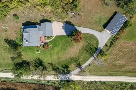 24242 Pfeiffer Hill Road Winona MN 55987