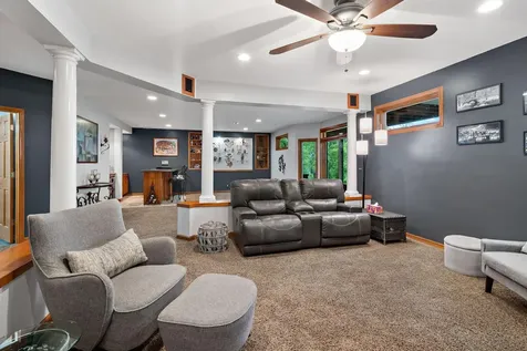 757 Stonebrooke Drive Shakopee MN 55379