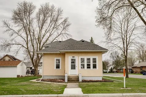 612 W Brooks Street Arlington MN 55307
