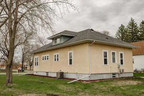 612 W Brooks Street Arlington MN 55307