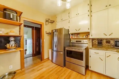 612 W Brooks Street Arlington MN 55307