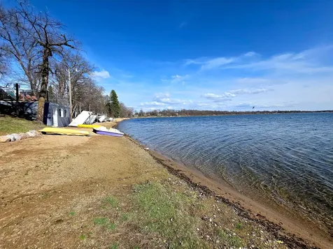 2359 Us Highway 10 Detroit Lakes MN 56501