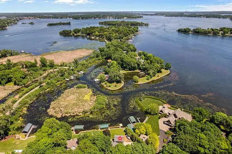 4540 Enchanted Point Mound MN 55364