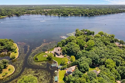 4540 Enchanted Point Mound MN 55364