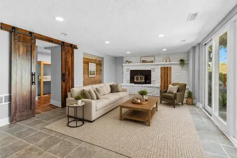 4540 Enchanted Point Mound MN 55364