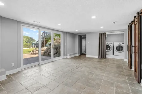 4540 Enchanted Point Mound MN 55364
