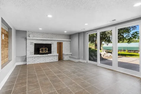 4540 Enchanted Point Mound MN 55364