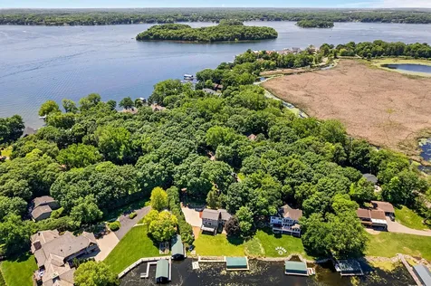 4540 Enchanted Point Mound MN 55364