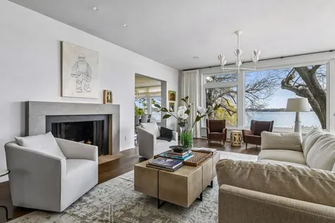 1300 Bracketts Point Road Wayzata MN 55391