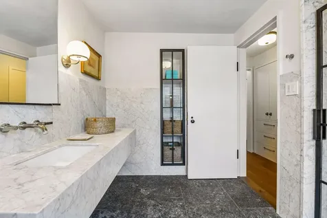1300 Bracketts Point Road Wayzata MN 55391