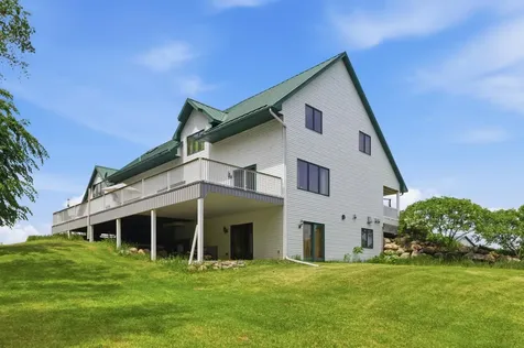 2065 315th Avenue Isle MN 56342