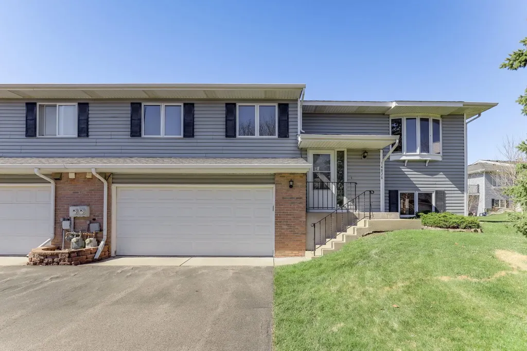14828 Lower Endicott Way Apple Valley MN 55124