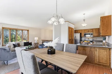 14828 Lower Endicott Way Apple Valley MN 55124