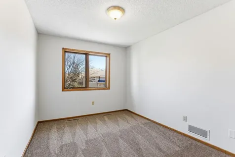14828 Lower Endicott Way Apple Valley MN 55124