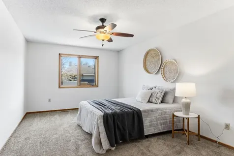 14828 Lower Endicott Way Apple Valley MN 55124