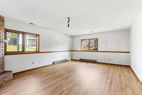 14828 Lower Endicott Way Apple Valley MN 55124