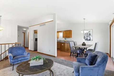 14828 Lower Endicott Way Apple Valley MN 55124