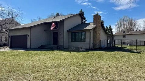 1751 23rd Street S Fargo ND 58103
