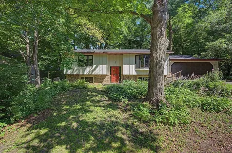 760 Ponderosa Drive Chanhassen MN 55317
