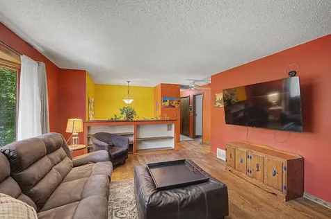 760 Ponderosa Drive Chanhassen MN 55317