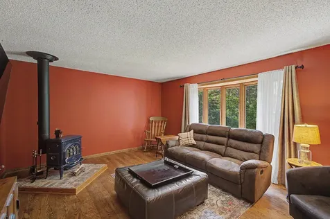 760 Ponderosa Drive Chanhassen MN 55317