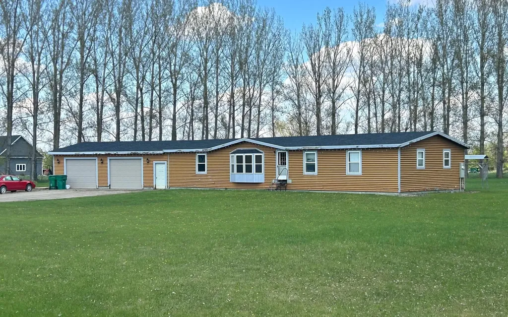 205 Arnold Avenue Portland ND 58274