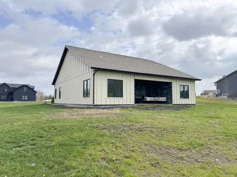 3408 Pebble Hills Drive Fergus Falls MN 56537