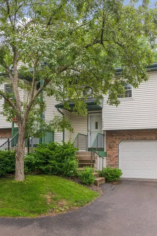 7325 Bren Lane Eden Prairie MN 55346