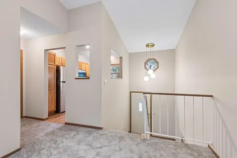 7325 Bren Lane Eden Prairie MN 55346
