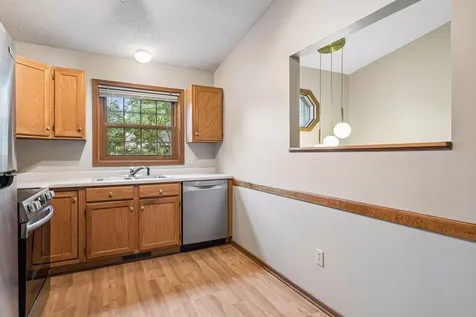 7325 Bren Lane Eden Prairie MN 55346