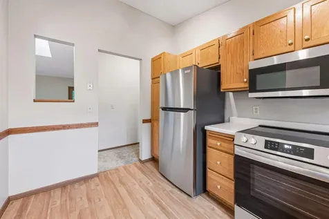 7325 Bren Lane Eden Prairie MN 55346