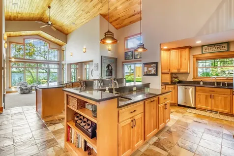 758 S Shore Drive Detroit Lakes MN 56501