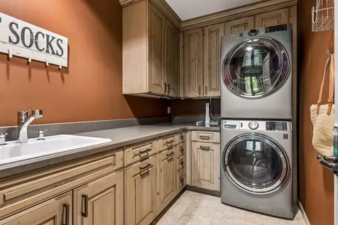 18083 Bearpath Trail Eden Prairie MN 55347