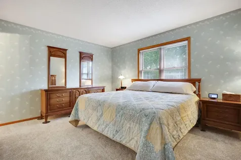 1827 County Rd. E White Bear Lake MN 55110