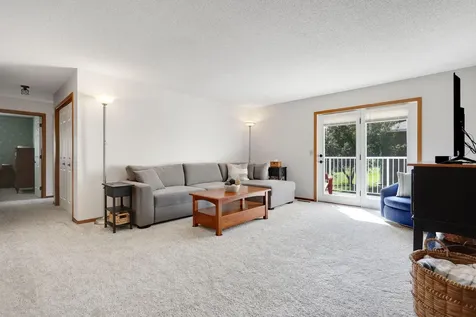 1827 County Rd. E White Bear Lake MN 55110
