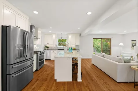 4704 W 70th Street Edina MN 55435