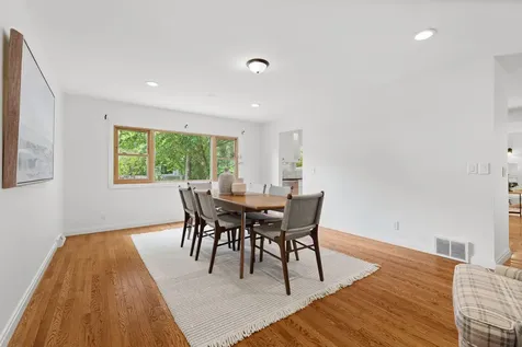 4704 W 70th Street Edina MN 55435