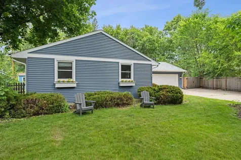 4704 W 70th Street Edina MN 55435