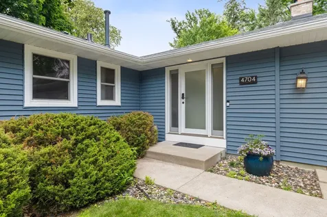 4704 W 70th Street Edina MN 55435