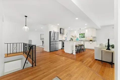 4704 W 70th Street Edina MN 55435