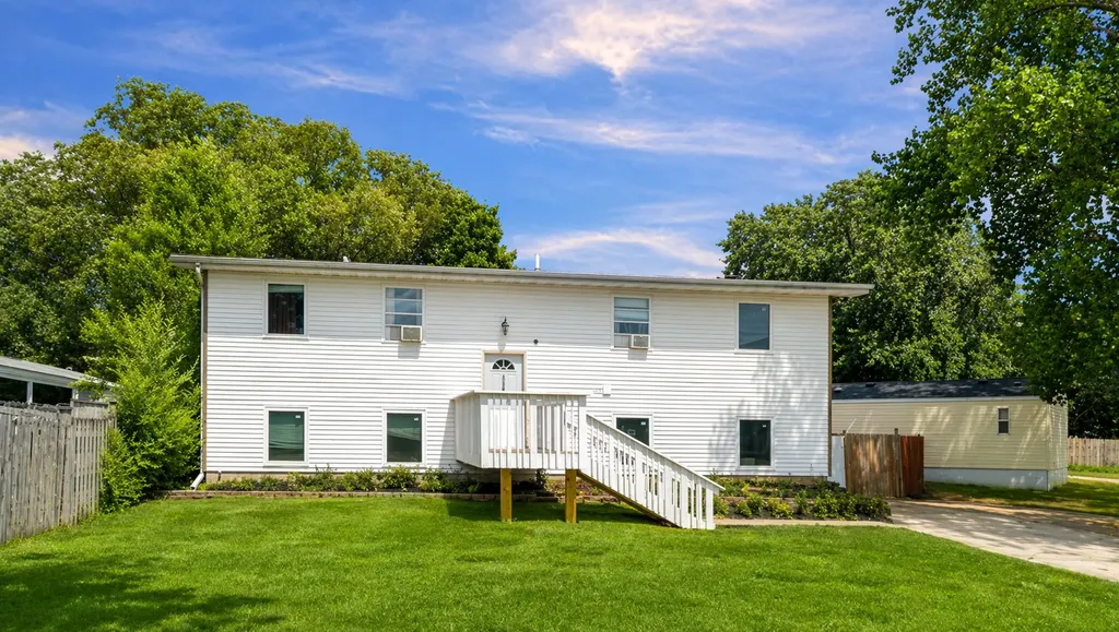 1736 19th Avenue SE Rochester MN 55904
