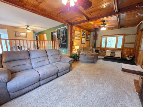 20606 Hilltop Lane Belle Plaine MN 56011
