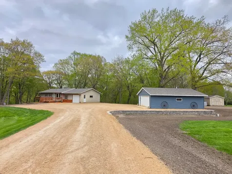 20606 Hilltop Lane Belle Plaine MN 56011