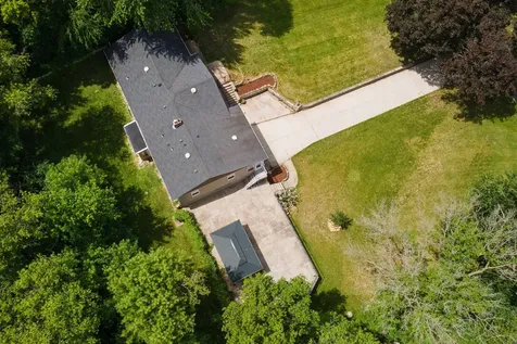 30 Woodridge Lane Sunfish Lake MN 55077